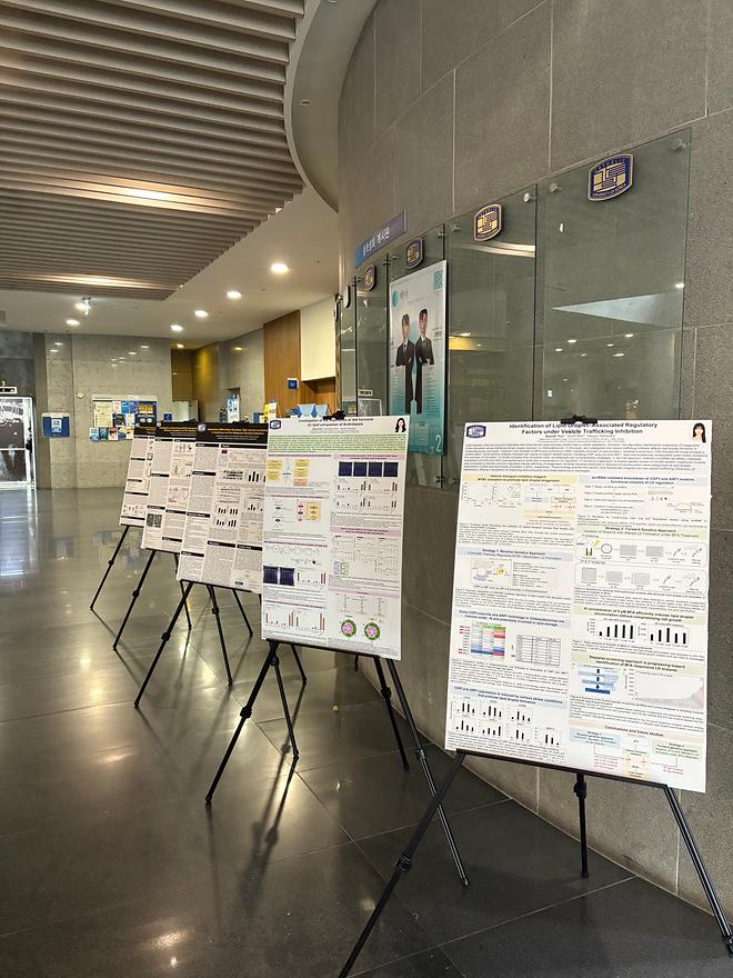 생명공학과 심화연구실습 II 학생 포스터 전시